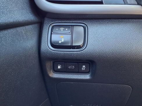 Used 2018 Kia Optima S w/ Panoramic Sunroof Package image 8