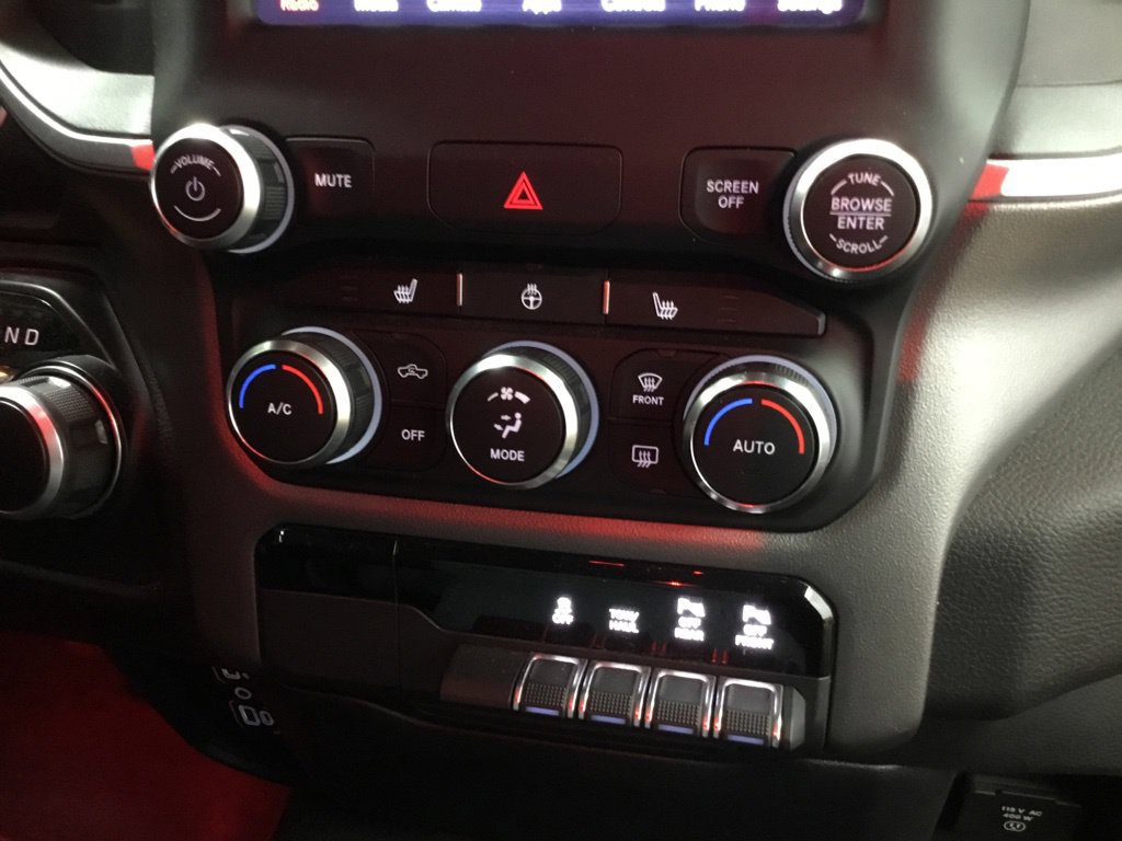 Used 2020 RAM 1500 Big Horn AWD/4WD image 24