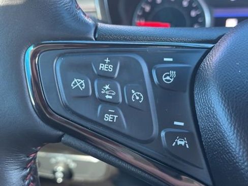 Used 2022 Chevrolet Equinox RS w/ RS Leather Package image 17