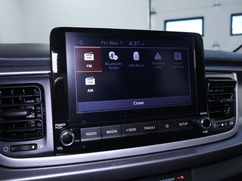 Used 2023 Kia Rio S image 25