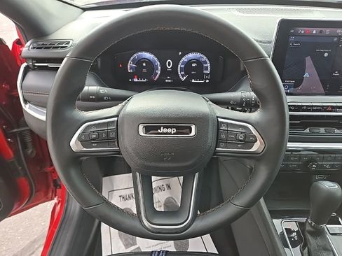 Used 2022 Jeep Compass Limited w/ (RED) Package image 23