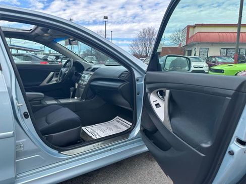 Used 2007 Toyota Camry SE image 19