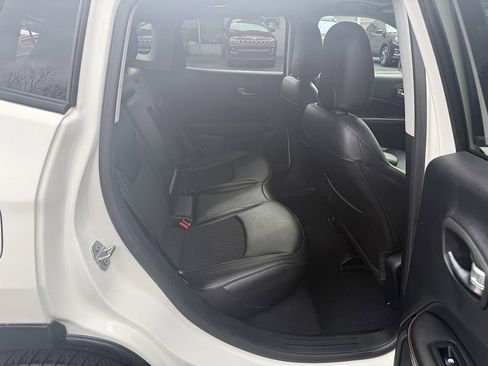 Used 2020 Jeep Compass Latitude AWD/4WD image 15