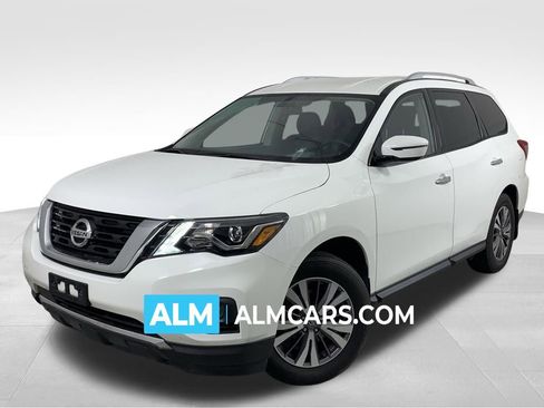 Used 2020 Nissan Pathfinder S image 1