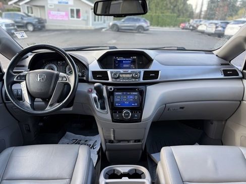 Used 2016 Honda Odyssey EX-L image 22