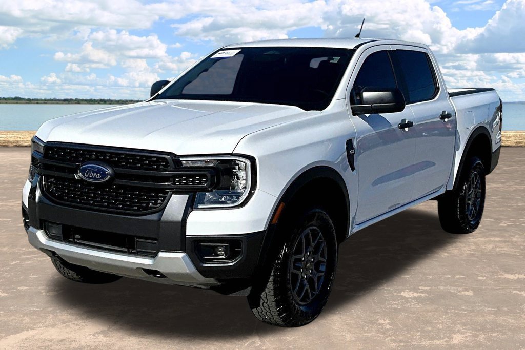 Certified 2025 Ford Ranger XLT w/ FX4 Off-Road Package AWD/4WD image 4