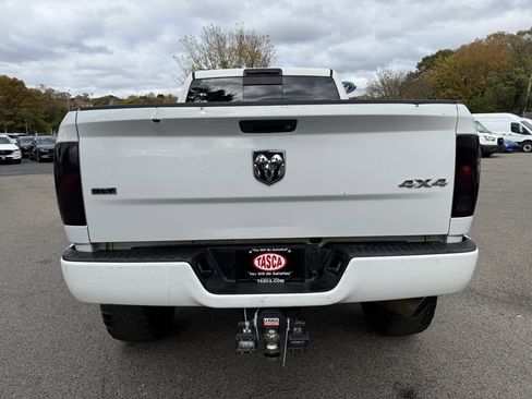 Used 2017 RAM 2500 SLT image 8