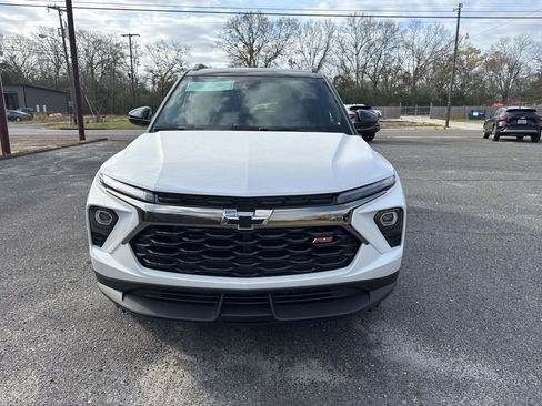 New 2026 Chevrolet TrailBlazer RS w/ Driver Confidence Package image 2