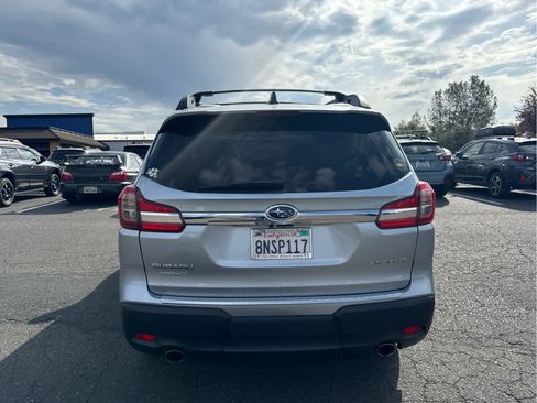 Used 2020 Subaru Ascent Premium w/ Convenience Package AWD/4WD image 6