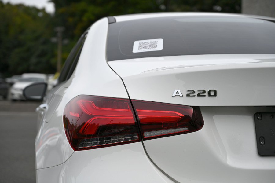 Used 2022 Mercedes-Benz A 220 image 12