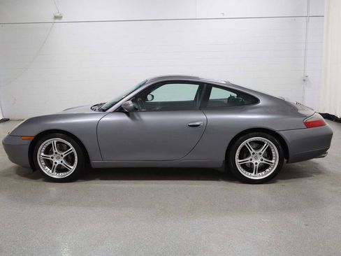 Used 2001 Porsche 911 Carrera image 2