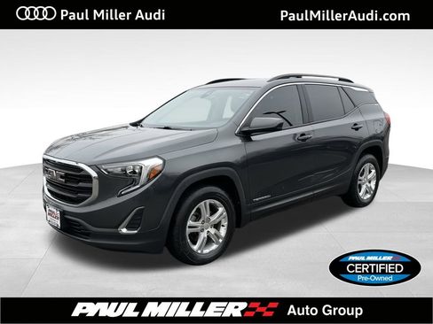 Used 2020 GMC Terrain SLE w/ Driver Convenience Package AWD/4WD image 1