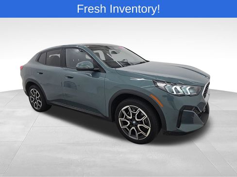 Certified 2025 BMW X2 xDrive28i AWD/4WD image 9