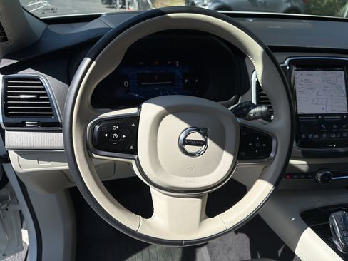 Certified 2023 Volvo XC90 B6 Ultimate AWD/4WD image 18