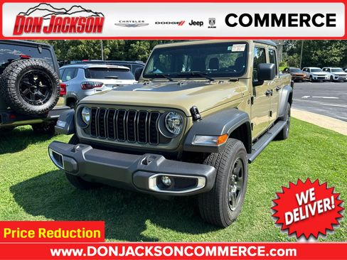 Used 2025 Jeep Gladiator Sport AWD/4WD image 1
