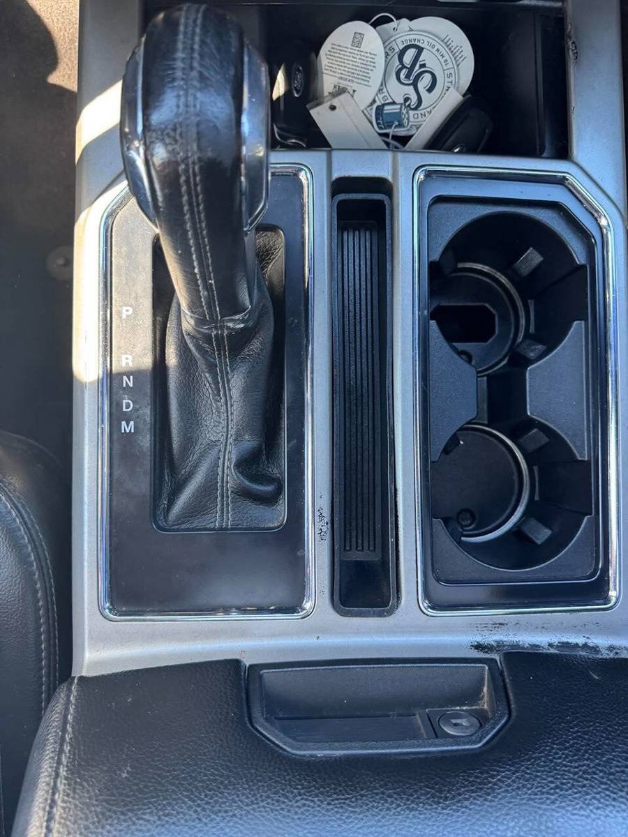 Used 2017 Ford F150 Lariat w/ Equipment Group 502A Luxury AWD/4WD image 13