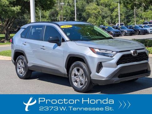 Used 2025 Toyota RAV4 LE AWD/4WD image 1