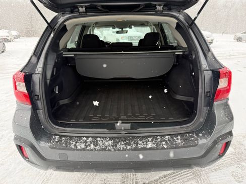 Used 2019 Subaru Outback 2.5i Premium image 37