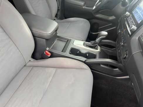 Used 2022 Nissan Frontier S w/ Technology Package image 30