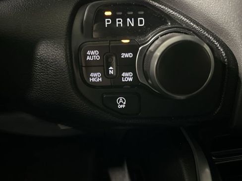 Used 2021 RAM 1500 Big Horn image 31