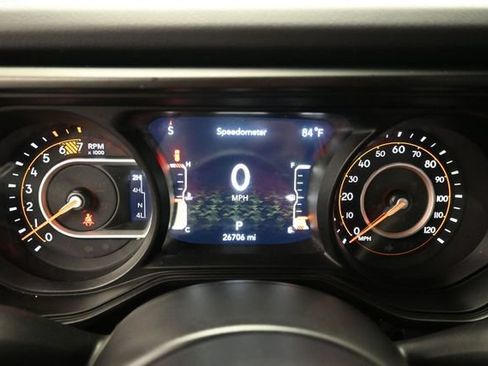 Used 2024 Jeep Wrangler Unlimited Rubicon AWD/4WD image 32