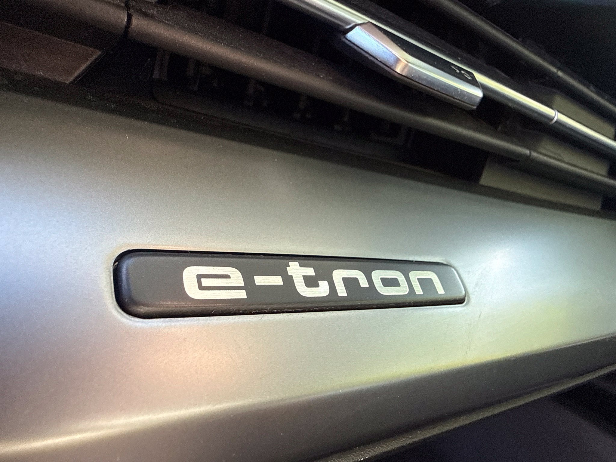 Used 2023 Audi Q4 e-tron Premium Plus w/ Premium Plus RWD image 20