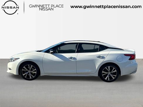 Used 2017 Nissan Maxima Platinum image 8