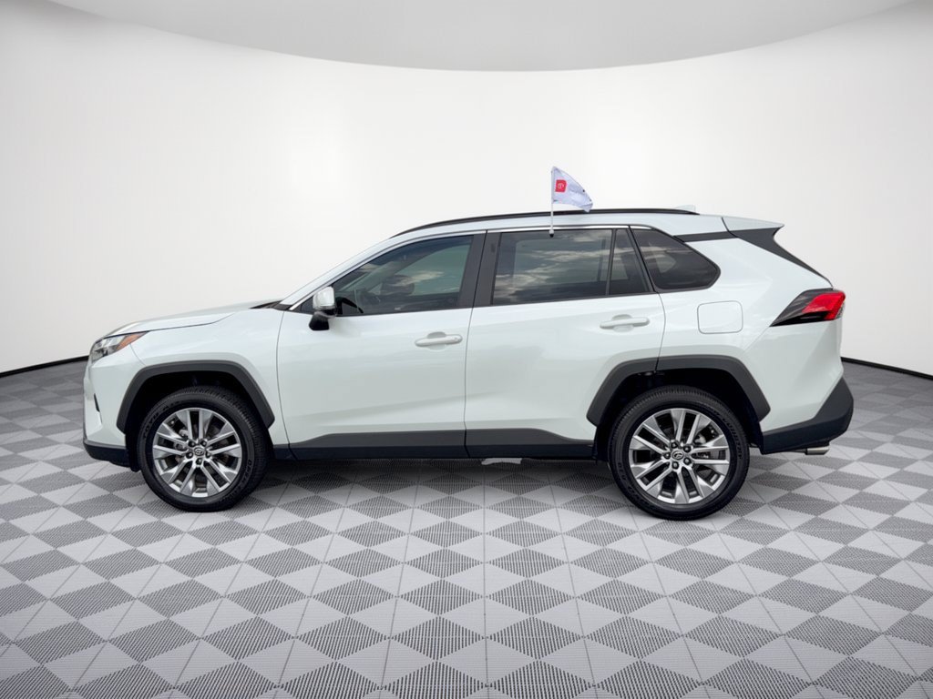 Used 2023 Toyota RAV4 XLE Premium FWD image 2