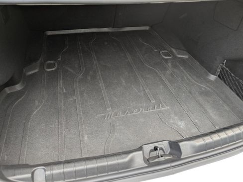 Used 2022 Maserati Ghibli Modena image 9