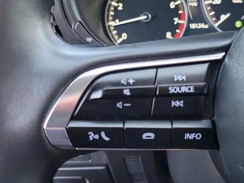 Used 2025 MAZDA MAZDA3 s image 7