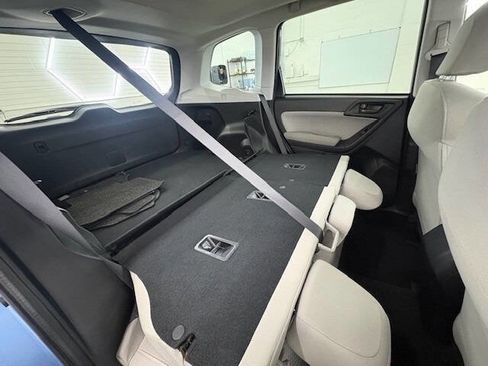 Used 2017 Subaru Forester 2.5i Premium image 15
