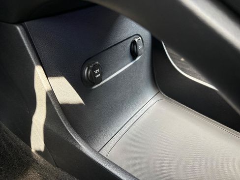 Used 2025 Hyundai Palisade SEL FWD image 40