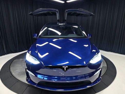 Used 2022 Tesla Model X AWD/4WD image 40