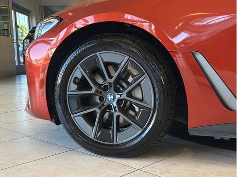 Used 2023 BMW i4 eDrive40 w/ Premium Package RWD image 9