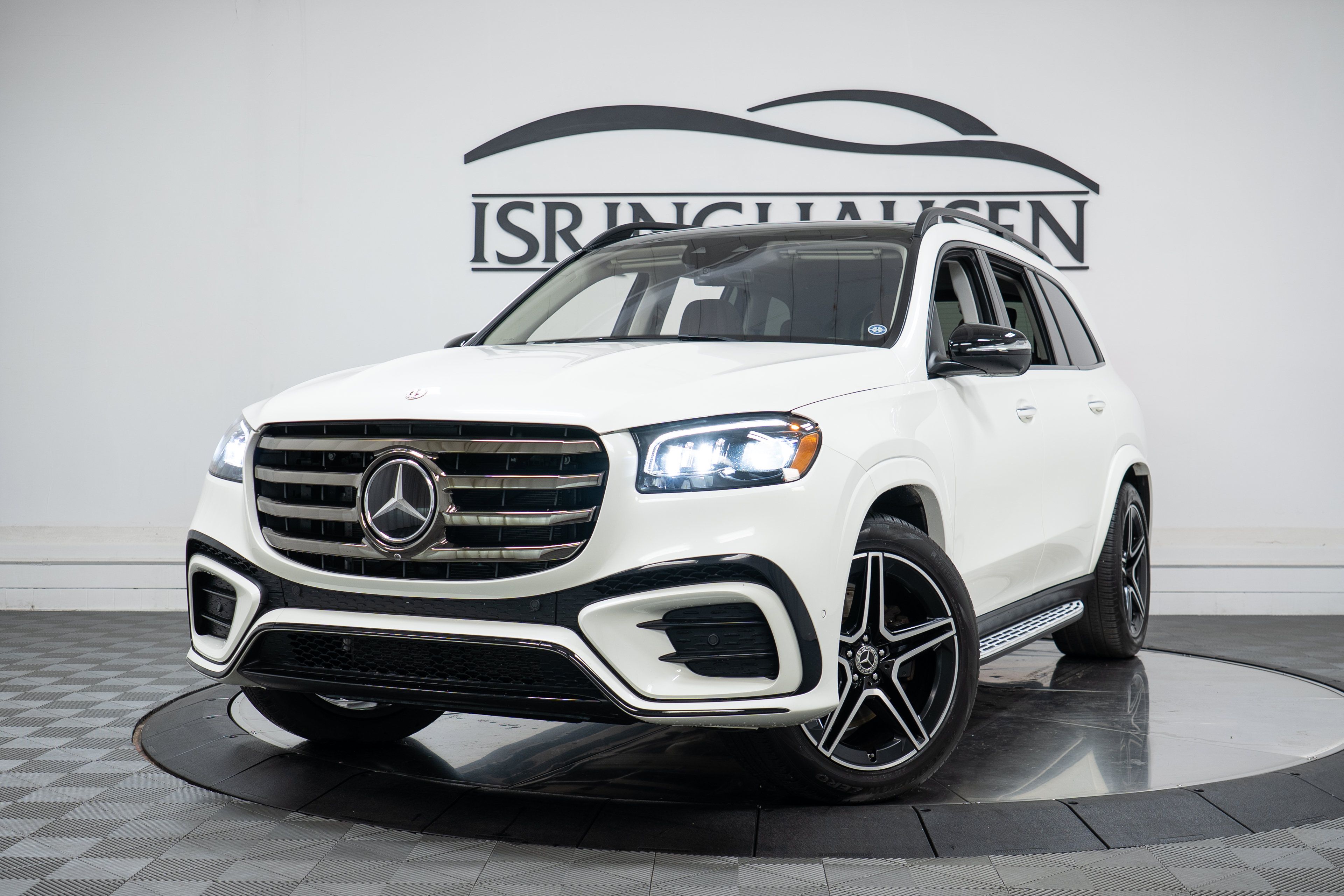 Used 2024 Mercedes-Benz GLS 450 4MATIC image 27