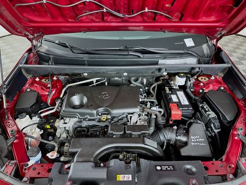 Used 2019 Toyota RAV4 XLE w/ Convenience Package AWD/4WD image 33