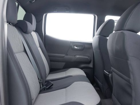 Used 2021 Toyota Tacoma TRD Sport image 33