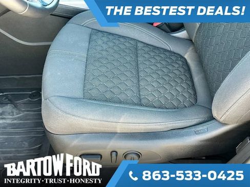 Used 2019 Chevrolet Blazer LT image 18