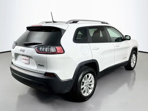 Used 2021 Jeep Cherokee Latitude AWD/4WD image 5