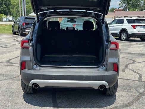 Used 2023 Ford Escape Active w/ Tech Pack #2 AWD/4WD image 5