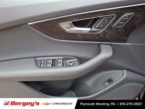 Used 2023 Audi Q7 3.0T Premium w/ Convenience Package image 14