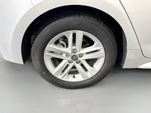 Used 2022 Toyota Corolla SE w/ SE Preferred Package FWD image 33