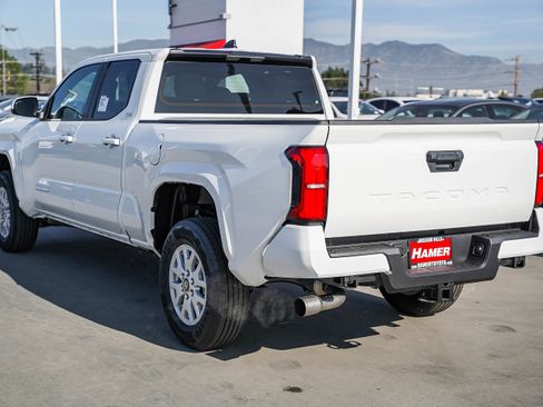 New 2026 Toyota Tacoma SR5 image 10