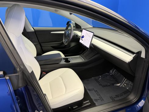 Used 2021 Tesla Model 3 Standard Range Plus RWD image 24