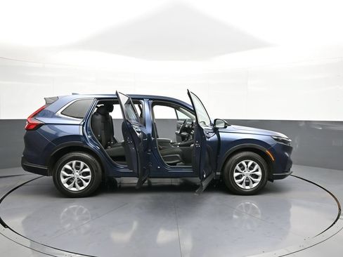 Certified 2025 Honda CR-V LX image 41