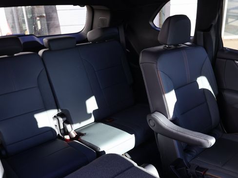 New 2026 GMC Acadia AT4 w/ Super Cruise Package image 14