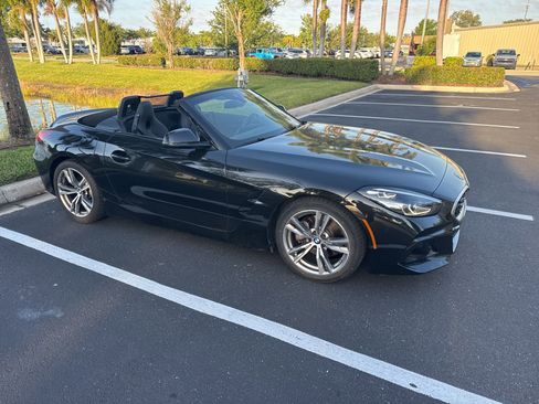Certified 2026 BMW Z4 sDrive30i image 2