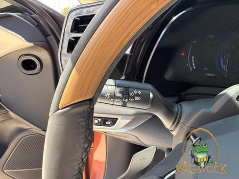 Used 2024 Lexus RX 350 FWD w/ Convenience Package image 21