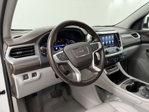 Used 2023 GMC Acadia SLT image 8