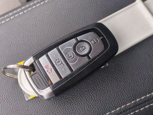 Used 2021 Ford Escape SE w/ Convenience Package image 34